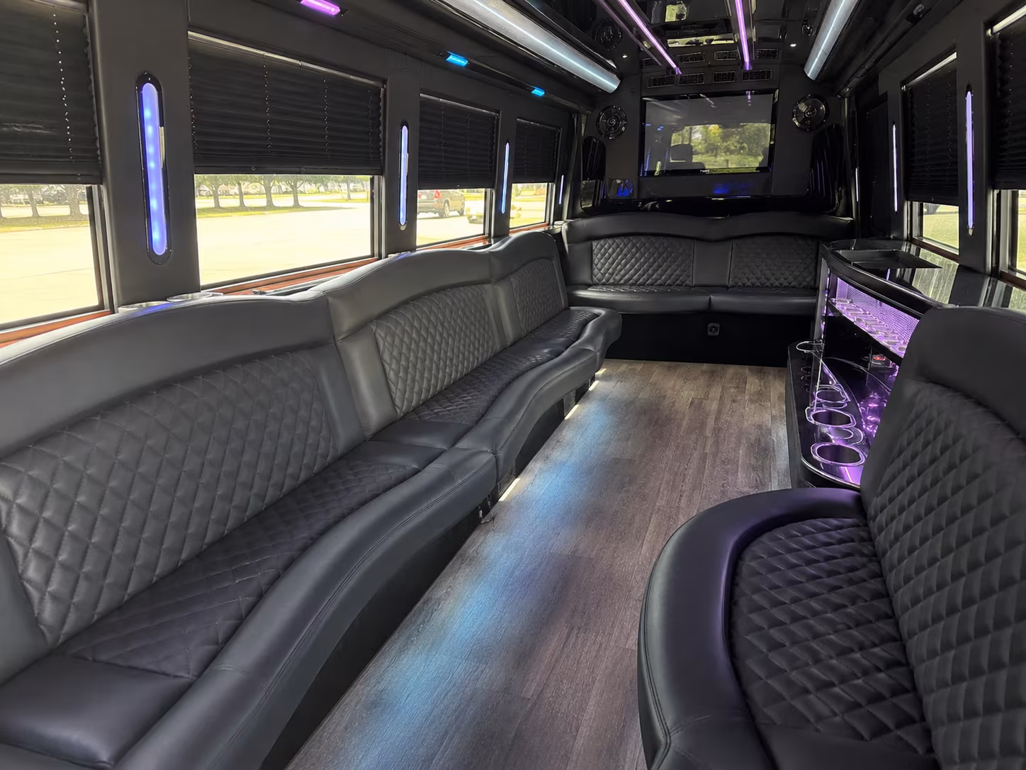 Fairfield Birthday, Sweet 16, & Quinceañera Party Bus Rentals