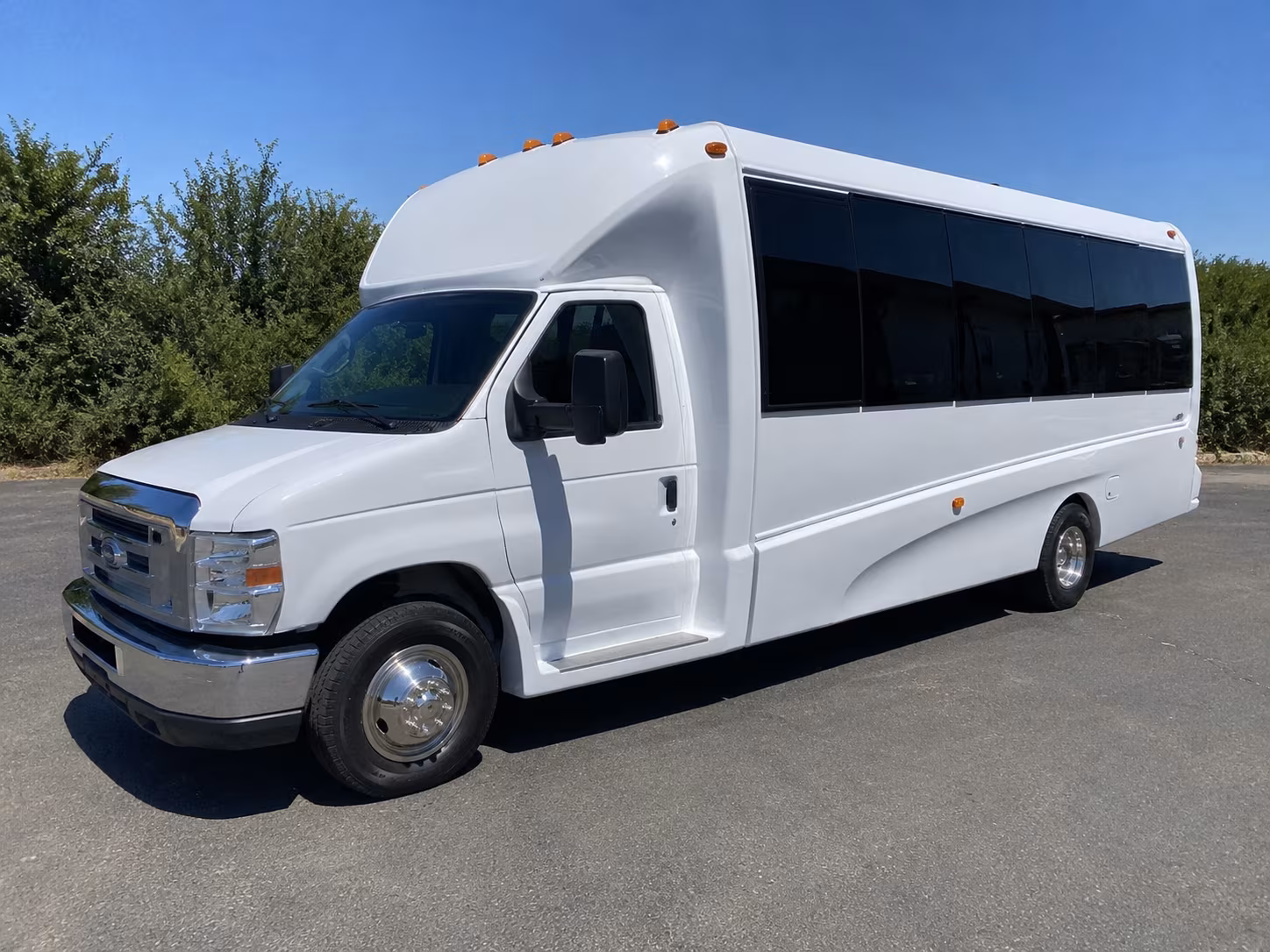 Richmond Winery Tour & Pub Crawl Transportation